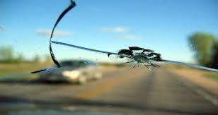 Serviço de Reparo de Vidro Automotivo